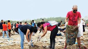 Local people come together for beach clean-up in Mumbai to tackle the plastic waste menace