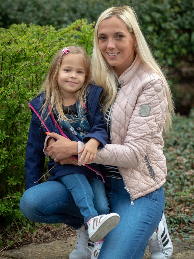 A miracle that helped this 3-year-old born with backward legs to walk for the first time