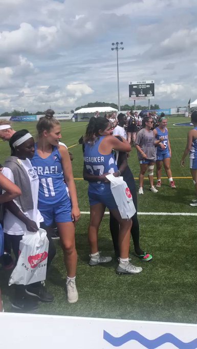 When Kenyan women’s lacrosse team was playing with no cleats, the Israeli team gifts them new ones