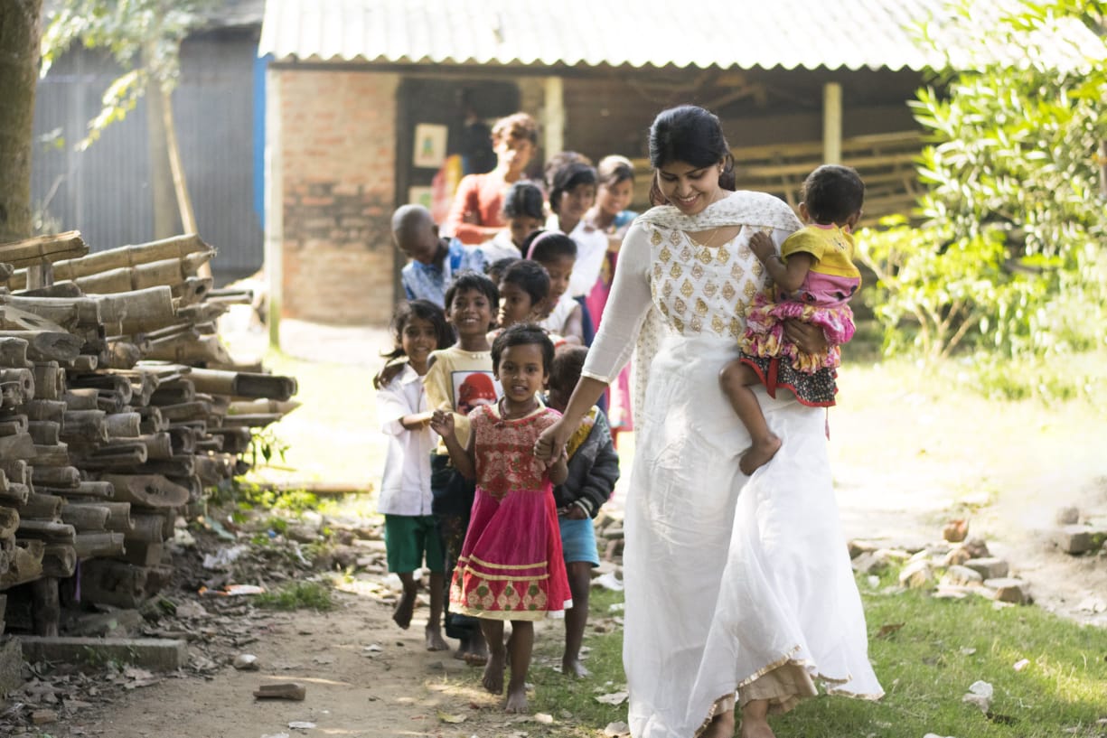 Heartwarming story of an Indian woman who is transforming the lives of hundreds of homeless, abused and addicted kids